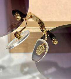 Picture of Chrome Hearts Sunglasses _SKUfw70120191fw